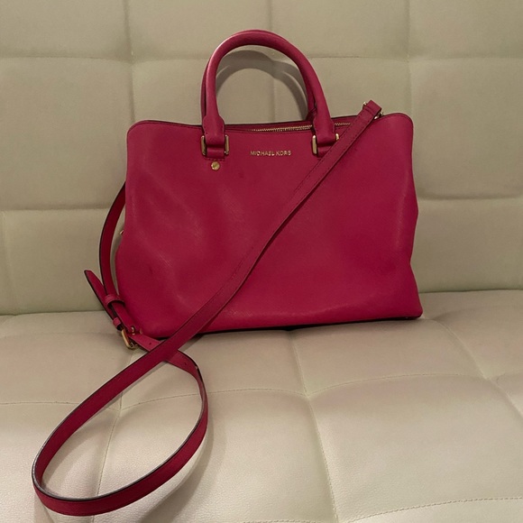 Michael Kors Raspberry Savannah Satchel - Picture 2 of 6